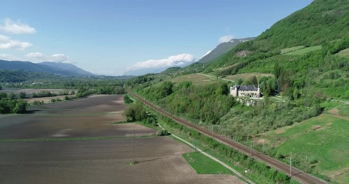 TGV et Chateau
