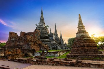 Fototapeta premium Ancient pagoda history of Wat Prasrisanpet in Ayutthaya historical park,Thailand. it is very popular with tourists and foreigners