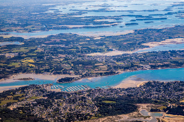 sud Finist&egrave;re, les Gl&eacute;nanset le Golfe du Morbihan