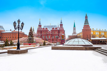 Obraz premium Moscow. Russia. Winter Manege square Christmas decorated. Historical Museum on Manezhnaya square. New year's fair in Russia. Christmas decoration of Moscow streets. Weekend vacation in Moscow center.