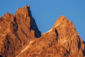 Fototapeta premium Rugged Teton Mountain Peaks at Sunrise