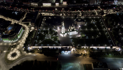 Tula Kremlin. Promenade in the Park. Night. Street lights. Night lights. Night city.