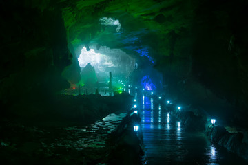 Yellow Dragon Cave, Wonder of the World's Caves, Zhangjiajie, China