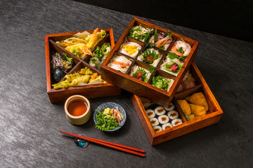 Fototapeta na wymiar 典型的な弁当　japanese Typical lunch box(bento)