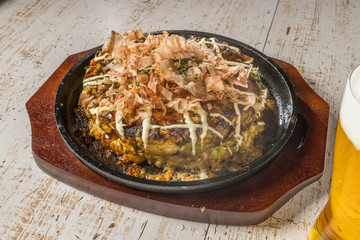 あつあつお好み焼き Japanese Traditional Pizza Okonomiyaki