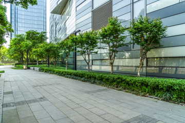 modern office building outdoors in the downtown