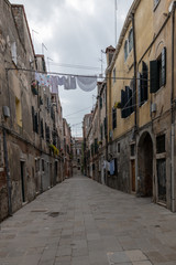 Fototapeta premium Alltag in den Gassen von Venedig