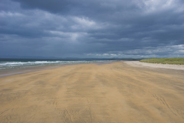 Fototapeta na wymiar Cloudy Beach, Bundoran ,Drumacrin Co. Donegal ,Ireland,Atlantic