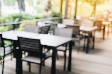 Blurred images in restaurants
