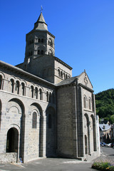 Fototapeta na wymiar notre-dame basilica in orcival (france)
