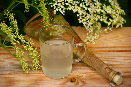 holunderlimonade