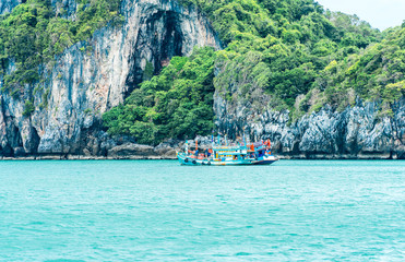 Fototapeta na wymiar Beautiful blue sea in Thailand