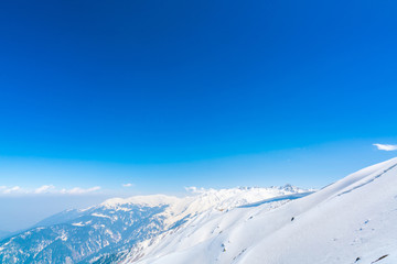 Obraz premium Beautiful snow covered mountains landscape Kashmir state, India .