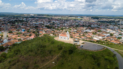 Fototapeta na wymiar Fotos com Drone da Cidade de Catalão em Goiás