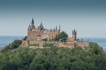 Fototapeta na wymiar Burg Hohenzollern auf der Schwäbischen Alb