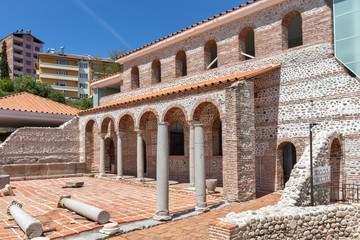Fototapeta premium Ruins of Episcopal complex with basilica in town of Sandanski, Bulgaria