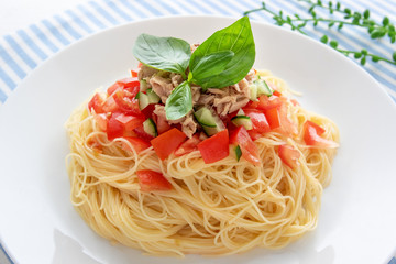 ツナとトマトの冷製パスタ
