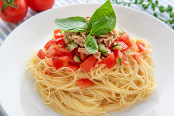 ツナとトマトの冷製パスタ