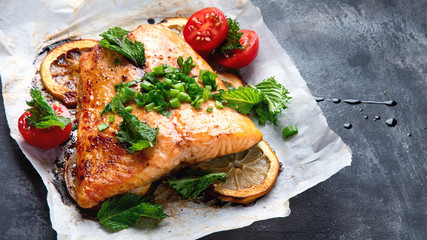 Grilled Salmon with lemon and herb