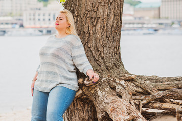 Nice plus size american xxl woman with plump figure, natural woman’s big beauty 