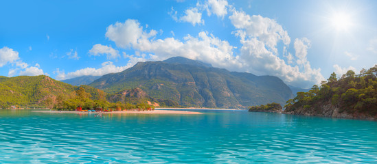 Obraz premium Oludeniz Beach And Blue Lagoon, Oludeniz beach is best beaches in Turkey - Fethiye, Turkey 