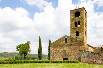 Fototapeta na wymiar Parish church of St John the Baptist near Siena in Tuscany, Italy