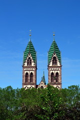 Fototapeta na wymiar Herz-Jesu-Kirche in Freiburg