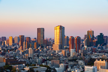 Fototapeta na wymiar 東京・六本木周辺の夕景