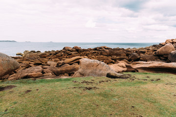 Fototapeta na wymiar Rock formations in Pink Granite Coast