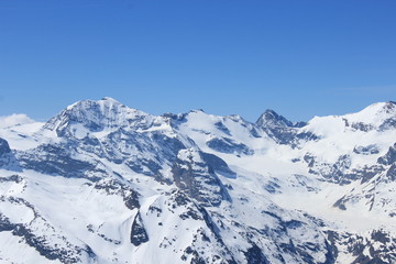 montagnes des Alpes