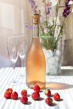 Cold Pink Champagne Pink Sparkling Wine Strawberry Summer Morning