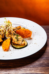 Grilled chicken strips with puree