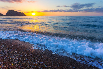 Obraz premium beautiful emerald Mediterranean sea coast at the early morning