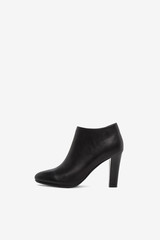 shoes for online store