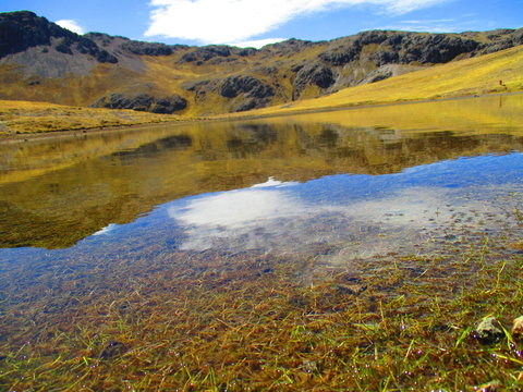 Laguna de Toto Urmayusqa