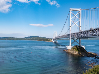 Naklejka premium 徳島県 鳴門市 渦潮 大鳴門橋