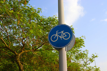 Bike icon for bike path