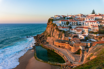 Fototapeta na wymiar The beautiful seaside town Azenhas do Mar, Portugal