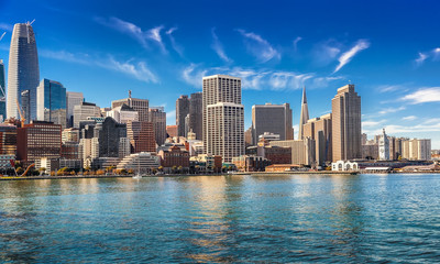 Downtown San Francisco and bay area on sunny day - obrazy, fototapety, plakaty