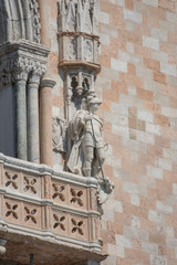 Naklejka premium Palace of Doges,Venetia, Italia,march, 2019,exterior statues