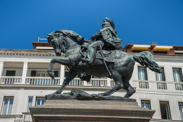 Obraz premium Equestrian monument Vittorio Emanuele II on Riva Degli Schiavoni, Venice, Italy,2019