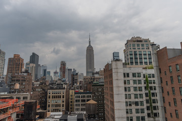 Fototapeta na wymiar Beautiful Manhattan skyline vista in June