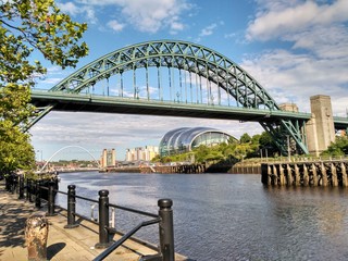 A summer in Newcastle Upon Tyne (England) and the bridges