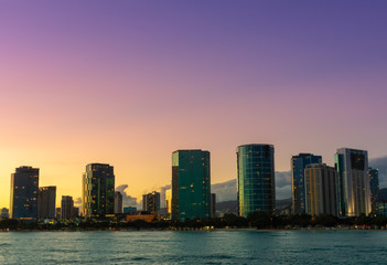 Plakat Honolulu, Oahu, Hawaii Dusk Skyline