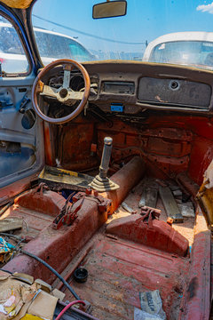 Vac&iacute;o el interior