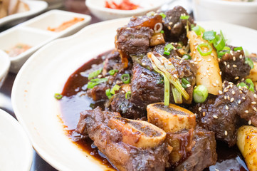 Korean Steamed Beef Spare Ribs