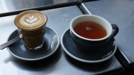 Cappuccino und Tee in New York