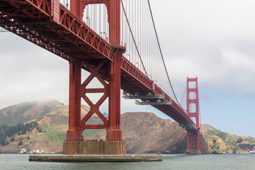 Obraz premium The Golden Gate bridge in San Francisco bay