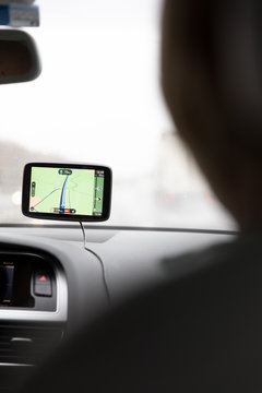 GPS mapping device in car