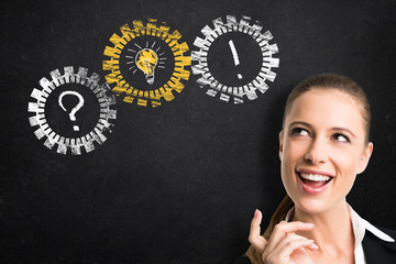 junge Frau mit einer Idee 